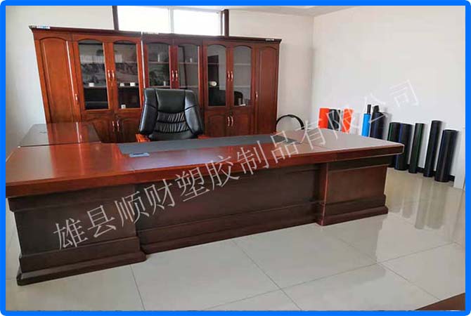 公司辦公區(qū)、員工健身區(qū)